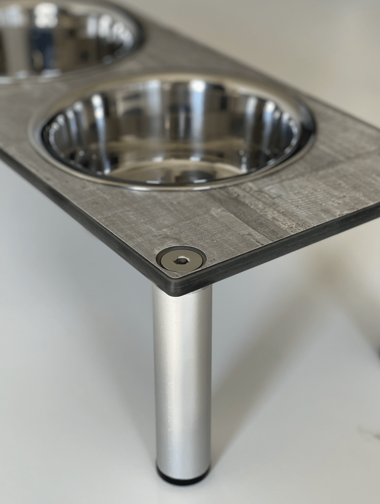 FOREMAN® Elevated Dog Bowl Set | Outdoor Rated - FOREMAN® Products