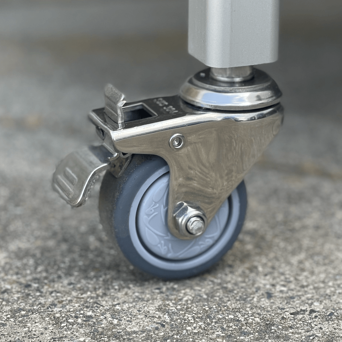 FOREMAN® Raised Garden Cart with Storage - FOREMAN® Products